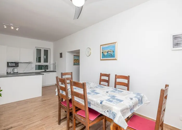 Appartement In With Wi-fi Podaca